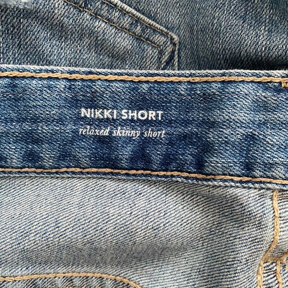 AG "Nikki" Relaxed Skinny Jean Shorts, size 27 - Picture 5 of 12